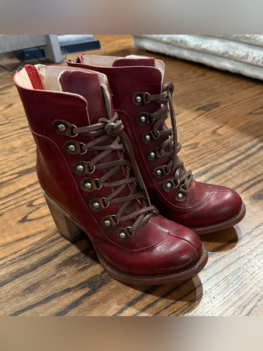 EUC- Freebird “Borow” boots. Size 7.